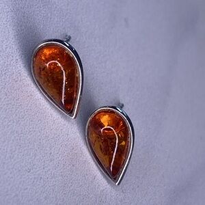Small teardrop pear shaped‎ amber stud earrings sterling silver 925